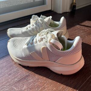 VEJA MARLIN V-KNIT CHALK PIERRE NATURAL, Size 38